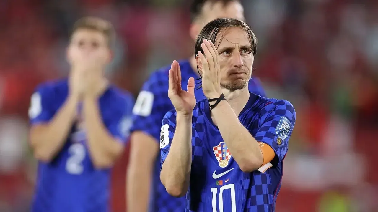 Carlo Pellegatti Minta Luka Modric Bertahan di Milan dengan Satu Syarat